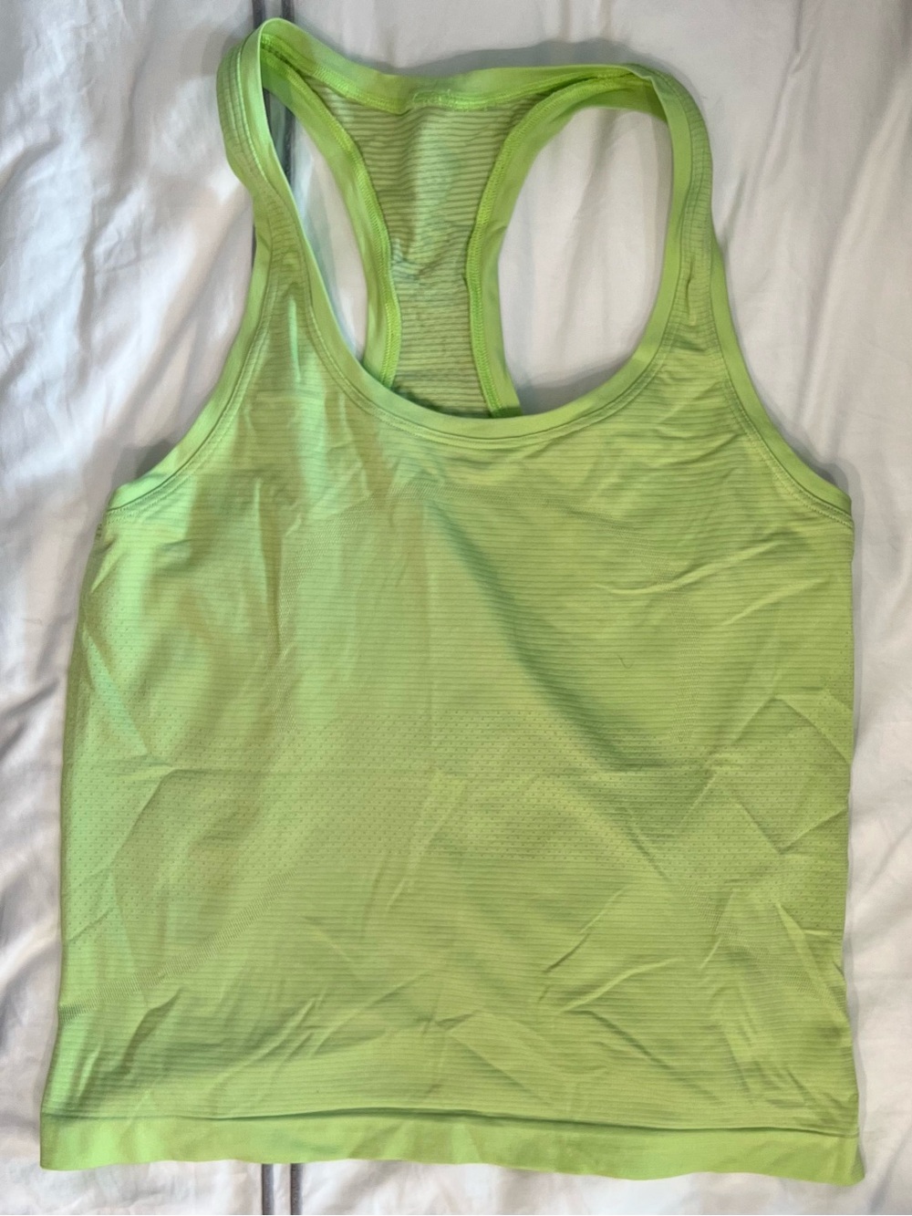 Lululemon Swiftly Tech Racerback Tank Top Race Length Citron Yellow Green Size 6 - Picture 3 of 6
